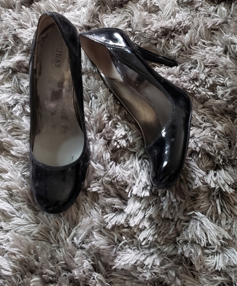 Guess size 10